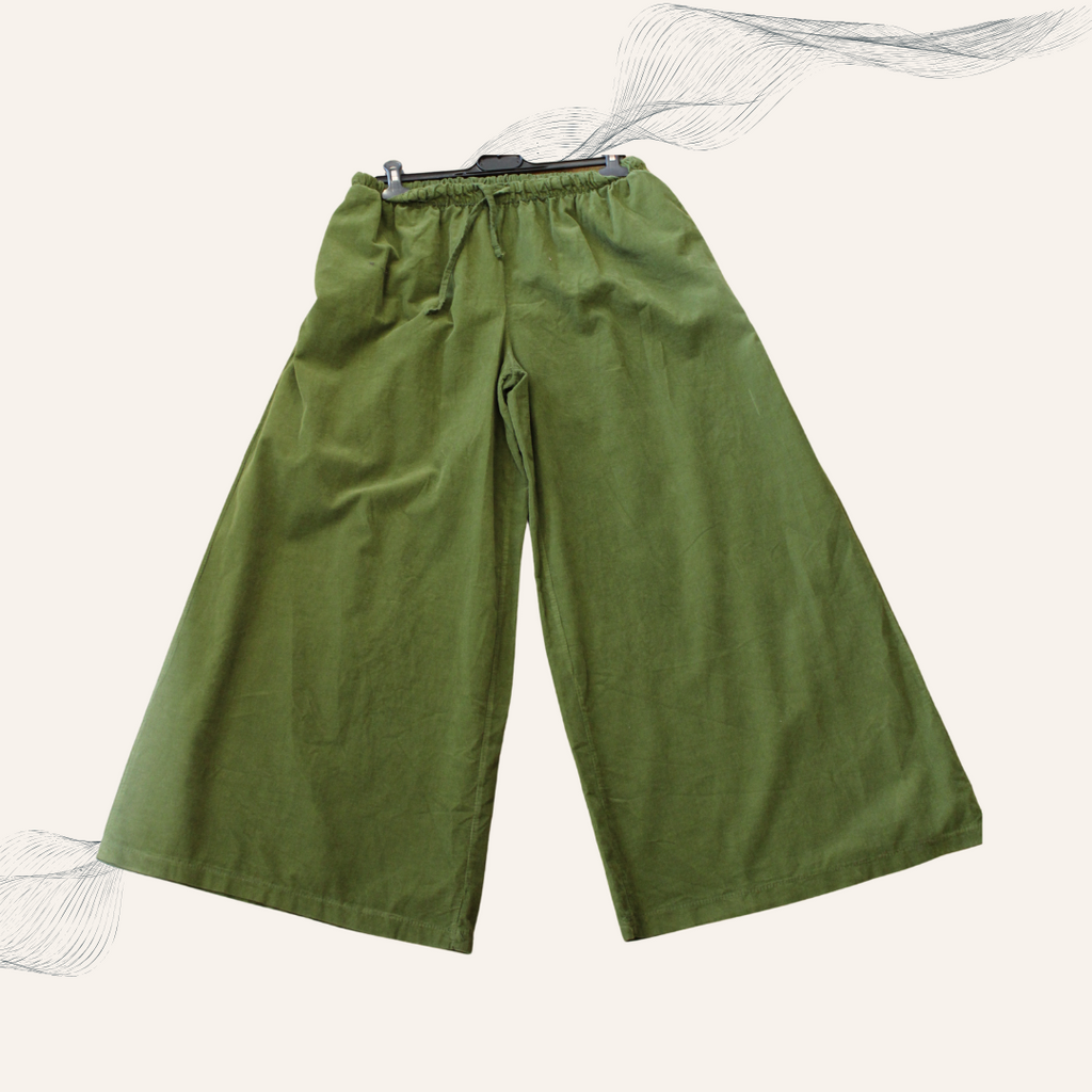 Fein Cord - Hosen (Breites Bein)
