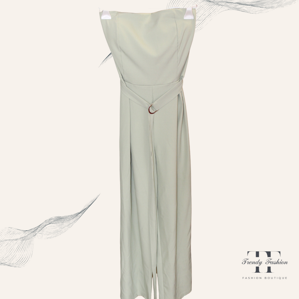 Milano Nights – Schulterfreier Jumpsuit für besondere Anlässe - Trendy Fashion