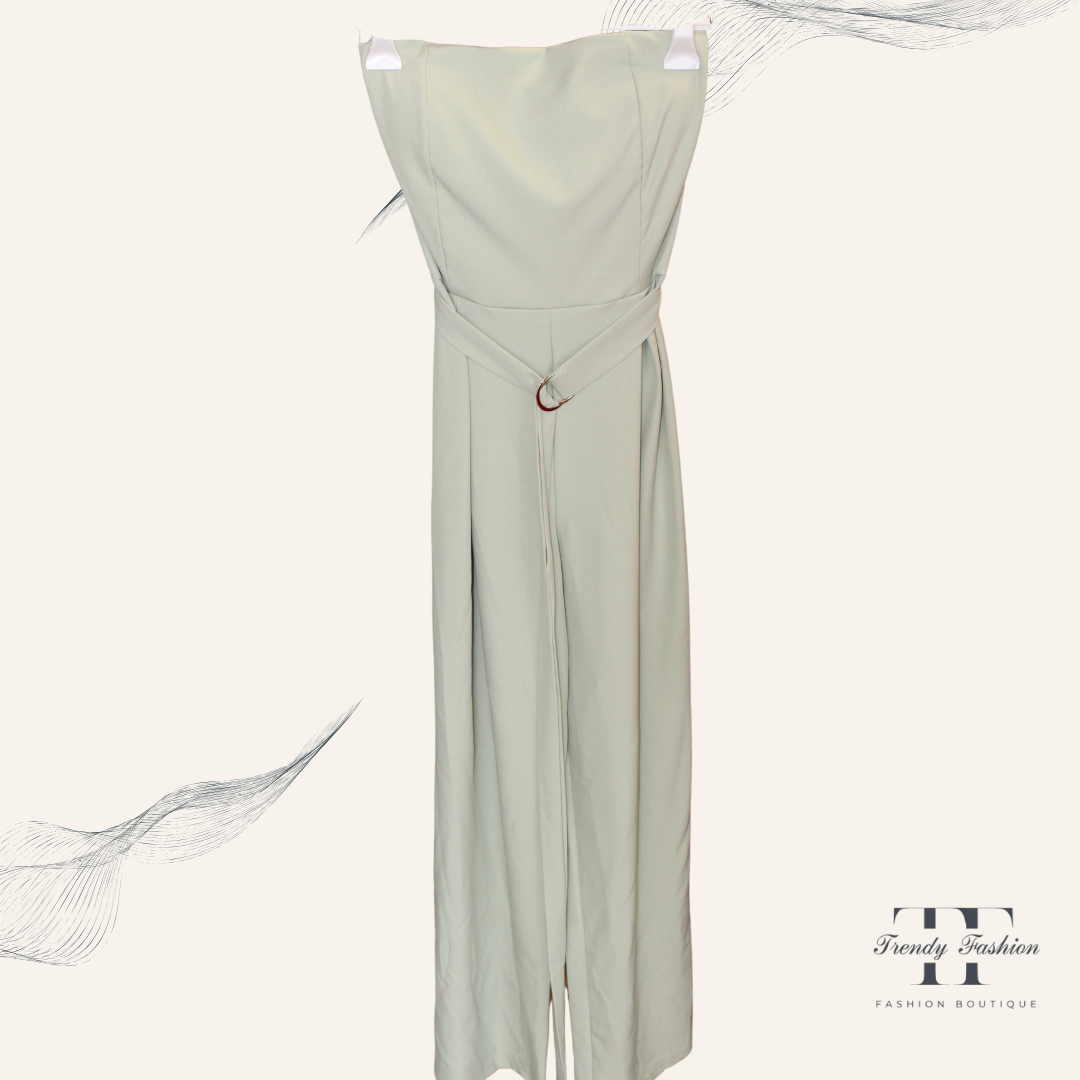 Milano Nights – Schulterfreier Jumpsuit für besondere Anlässe - Trendy Fashion