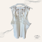 „Muschelschale“ – Feminines Top mit feinen Details