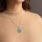 Halskette mit Holzanhänger - 'Mindful'