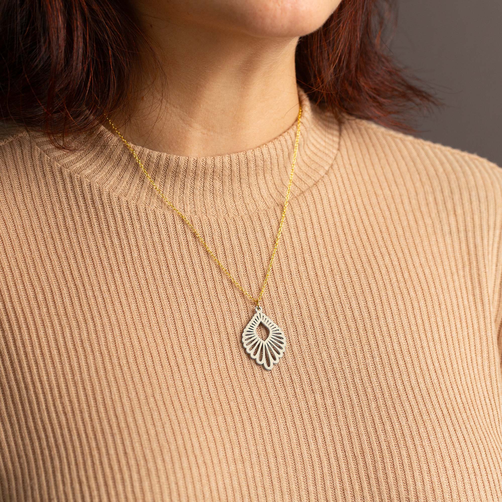 Halskette mit Holzanhänger - 'Mindful'