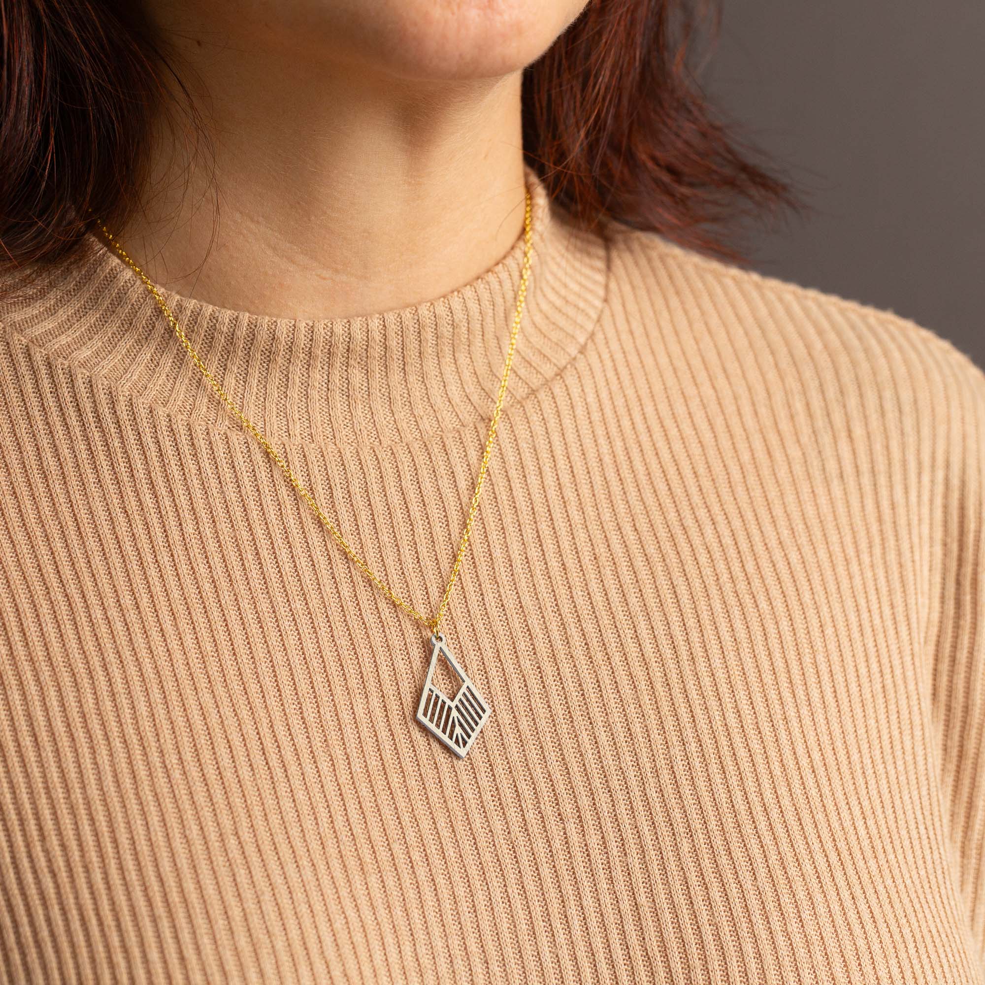 Halskette mit Holzanhänger - 'Tribe'