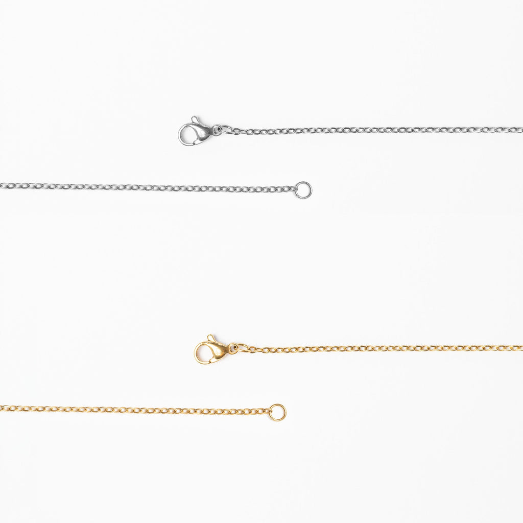 Halskette mit Holzanhänger - 'Tribal Echo'