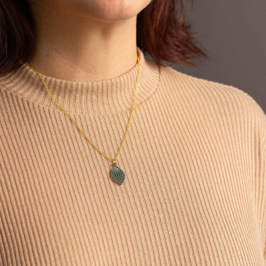 Halskette mit Holzanhänger - 'Leaf'