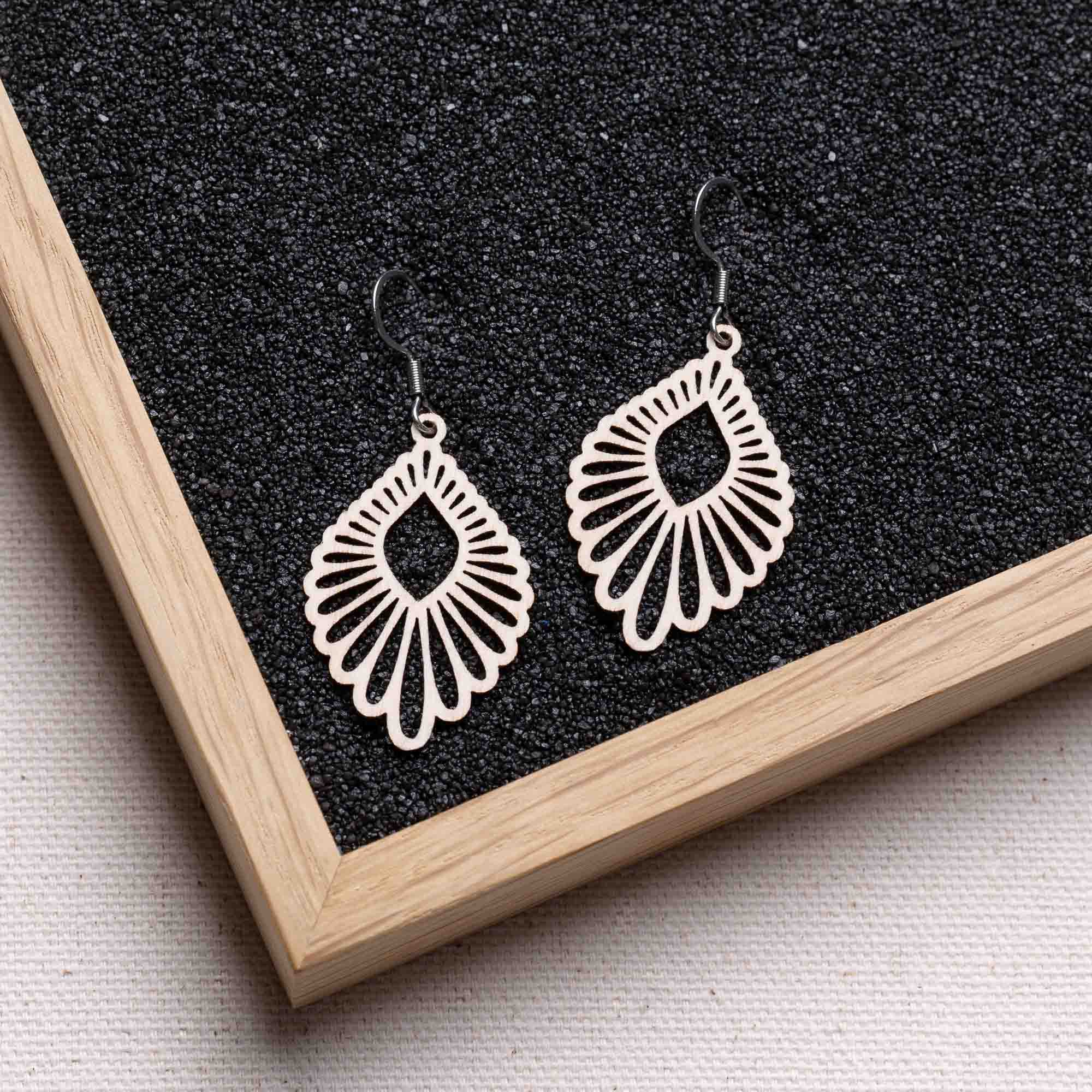 Ohrringe / Ohrhänger aus Holz | Mindful