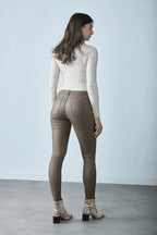 Toxik3 - Magika Slim Push-Up Hose – elegante Damenhose mit Figurform-Effekt - Trendy Fashion