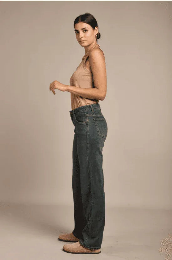 Toxik3 - Straight Jeans im Used-Look – High Waist & bequemer Stretch - Trendy Fashion