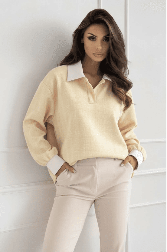 Elegante karierte Bluse mit Hemdkragen – moderne Kontrastdetails