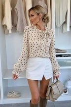 Bluse mit Bindekragen