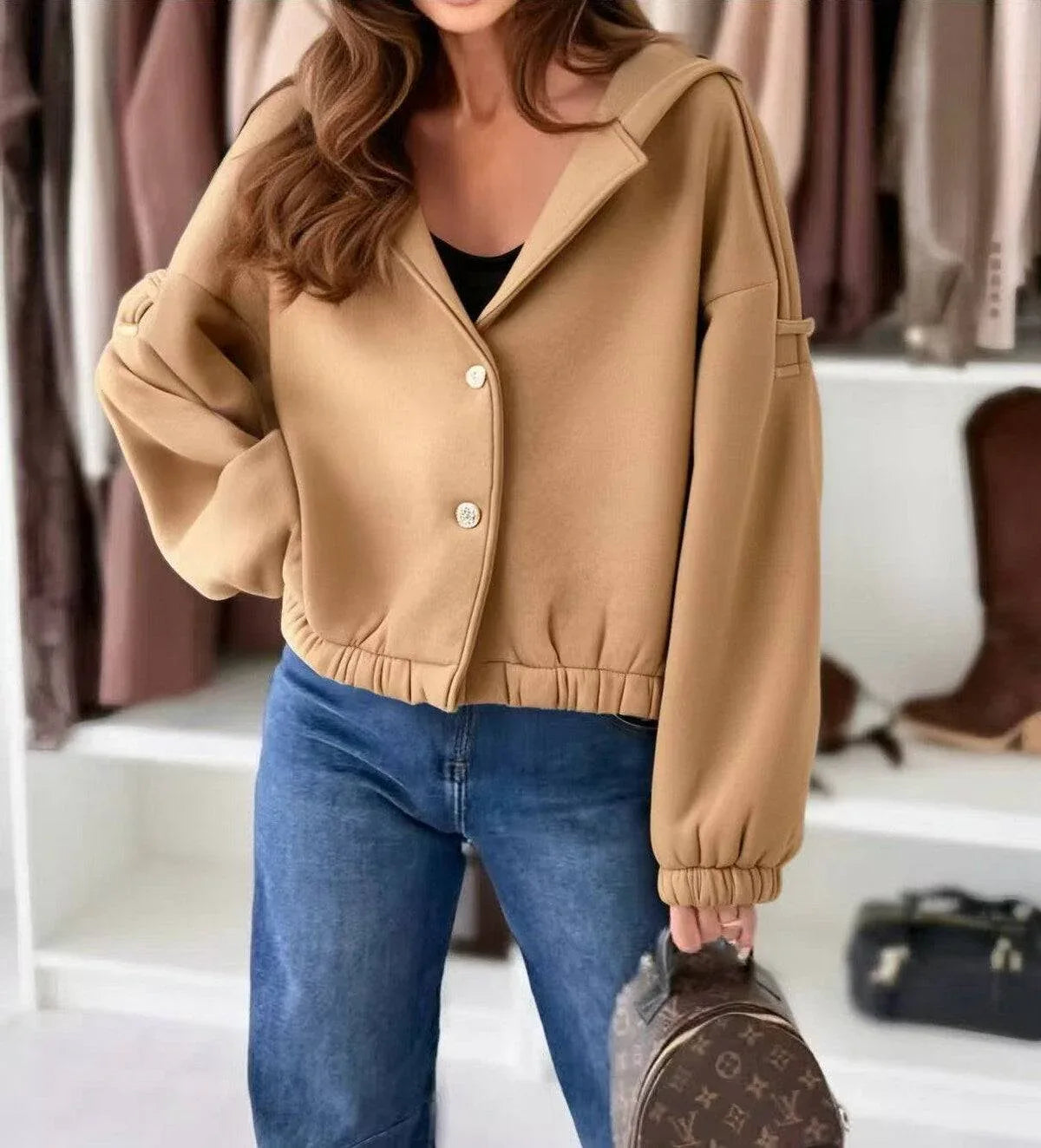 Dicke lässige Jacke mit Kapuze, Taschen und Knöpfen - Trendy Fashion