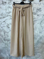 Leichte Damenhose Seitenansicht – modernes Design & angenehmes Material