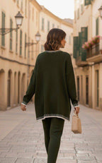 Rundhals-Pullover Damen Frontansicht – klassisches Design & hochwertiges Material