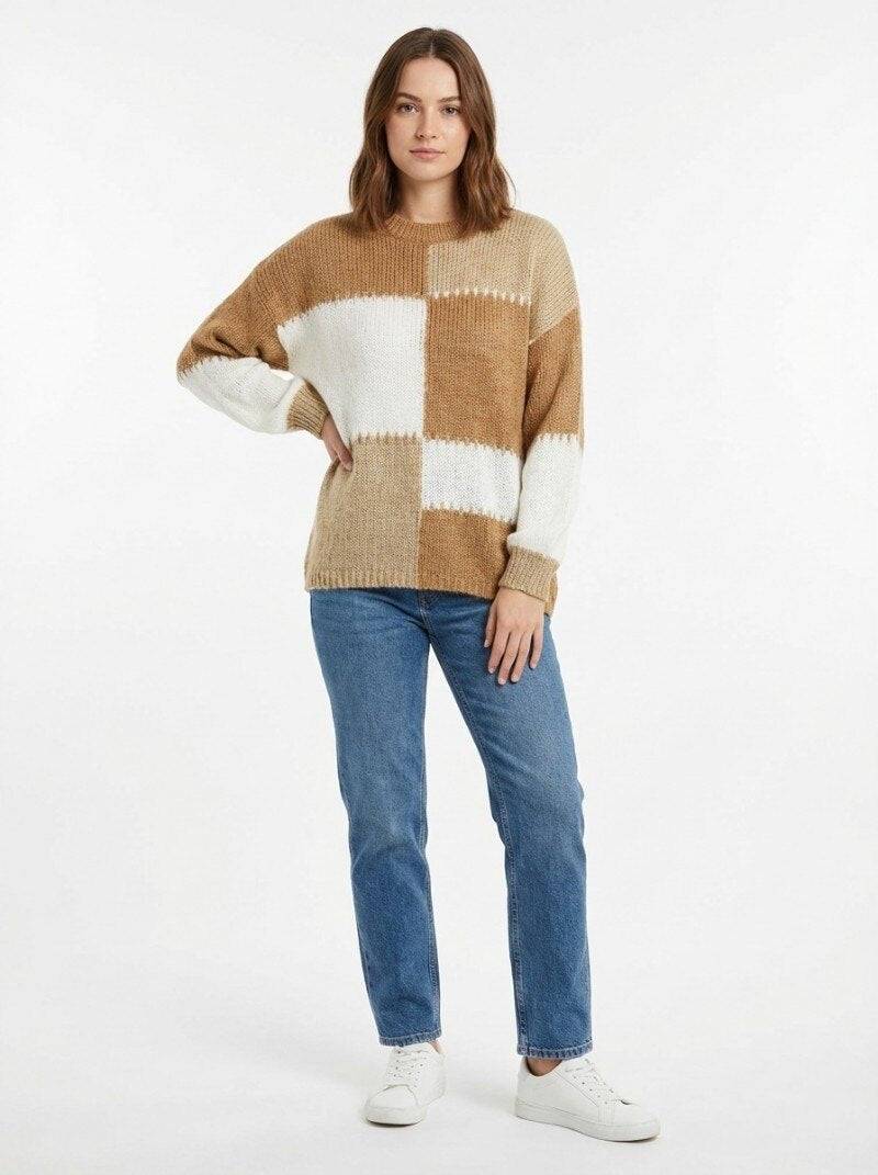 Eleganter Rundhals-Pullover Detail – feines Strickmaterial & klassisches Design